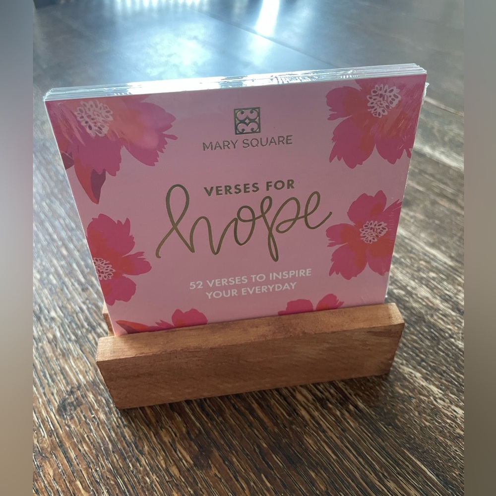 New Mary Square Hope Inspirational Block with 52 verses to inspire